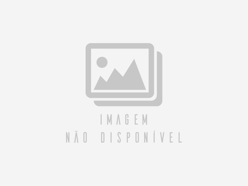 VW Saveiro 1.8 Gasolina 2001/2002, Cor: Branca, Placa: MEY6580 - Imagem não disponível