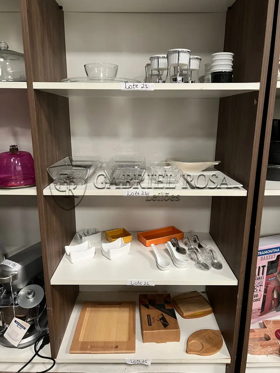 LOTE 021 - Utensílios de cozinha