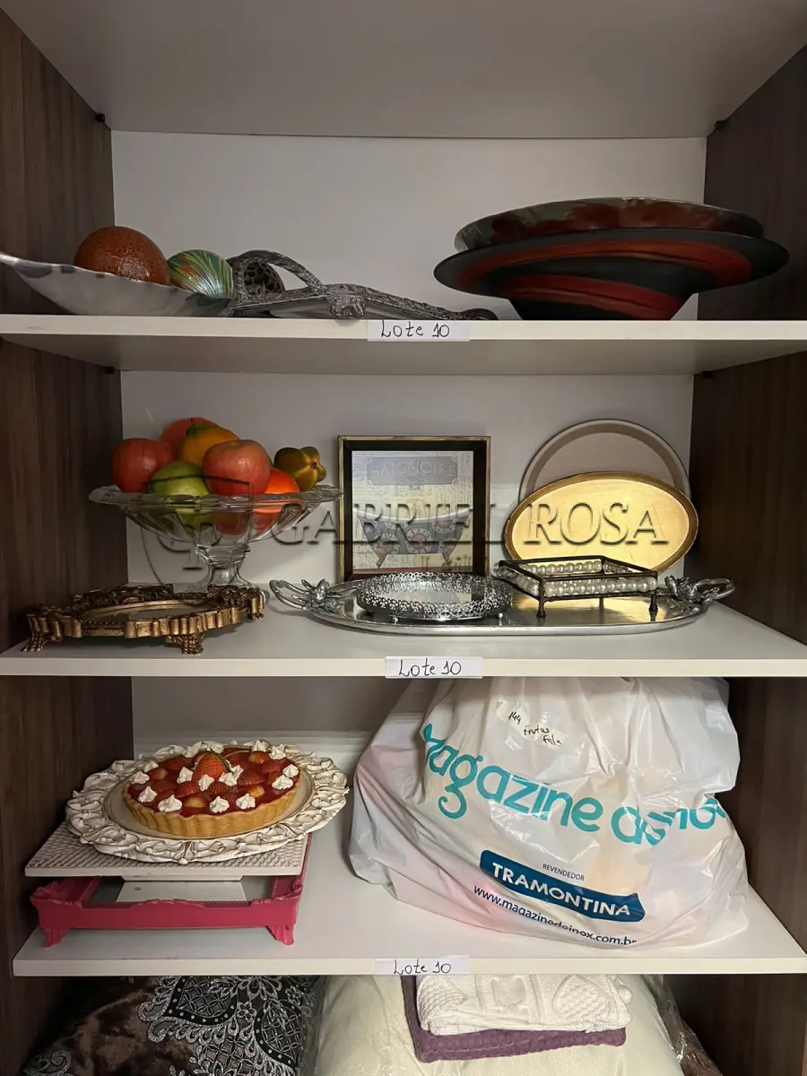 LOTE 010 - Decoração, entre outros