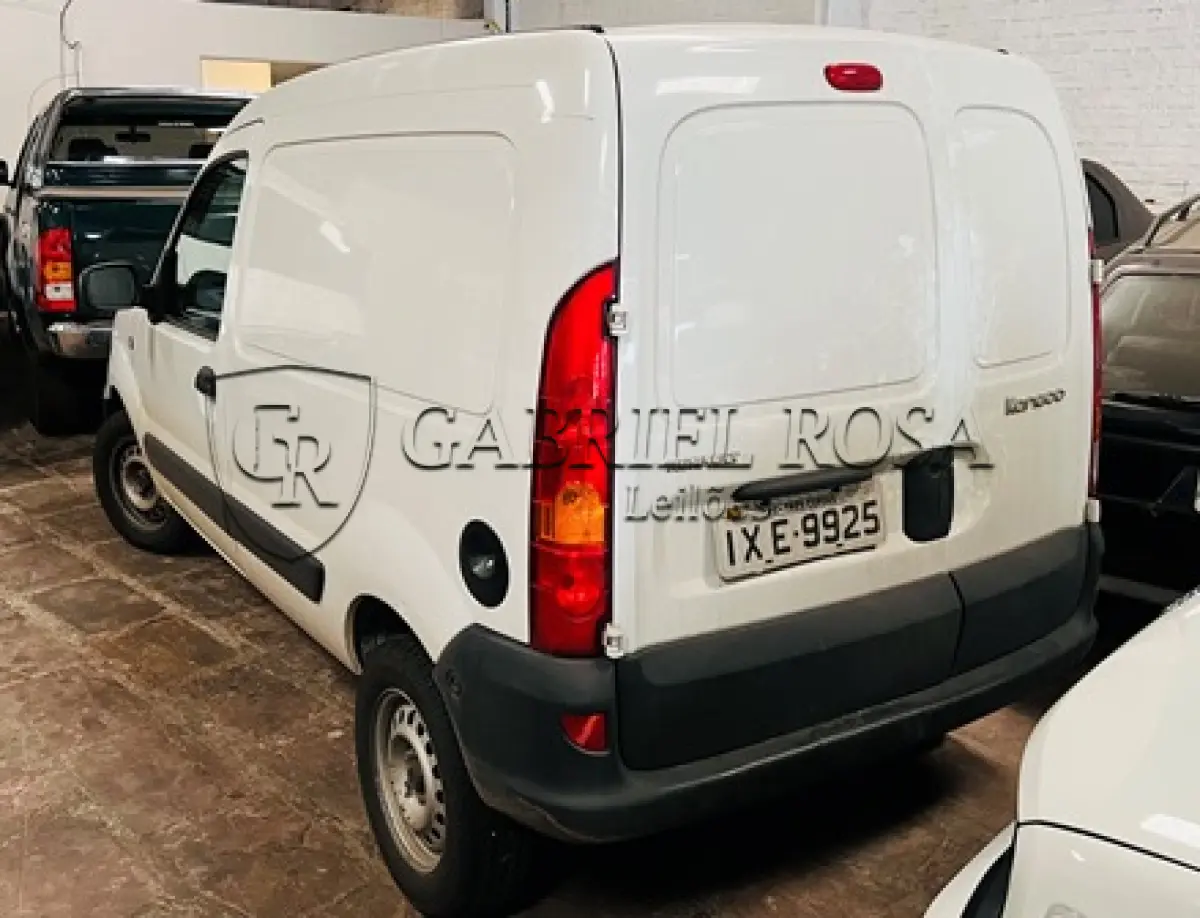 LOTE 001 - VEÍCULO I/RENAULT KANGOO EXPRESS HI-FLEX 1.6 16V, COR BRANCA, PLACA IXE9925, ANO/MODELO 2016/2017, RENAVAM 01084254759, CHASSI 8A1FC1605HL278661