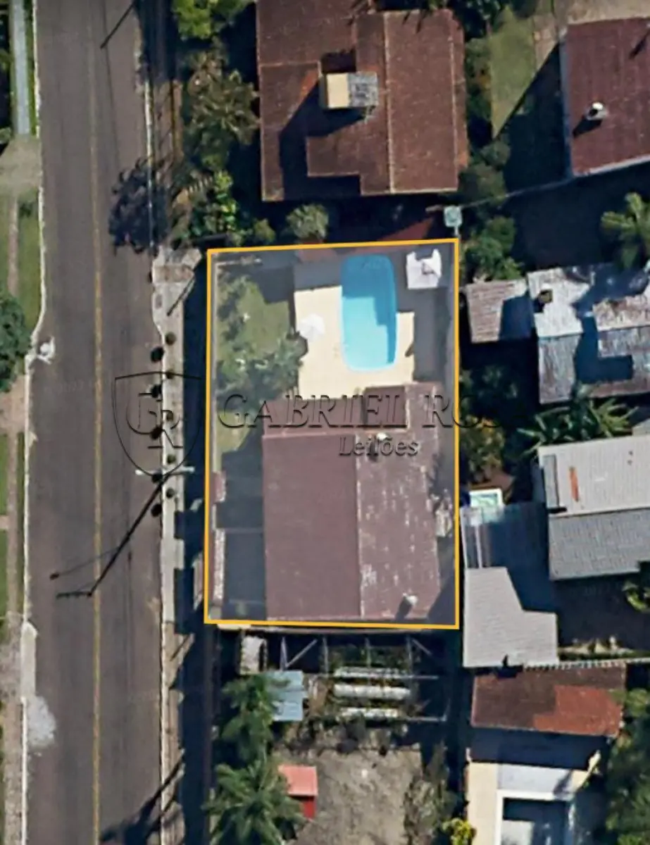 LOTE 001 - UMA CASA DE ALVENARIA COM ÁREA DE, APROXIMADAMENTE, 219,00 M², SOB Nº 688 DA RUA SANTO ÂNGELO, E O RESPECTIVO TERRENO NO BAIRRO GUARANI, NOVO HAMBURGO/RS