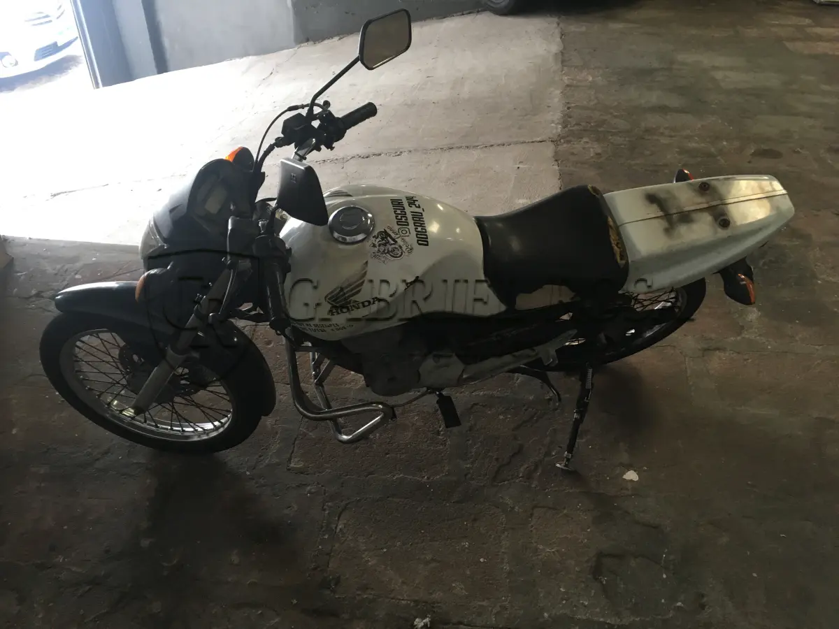 LOTE 003 - HONDA CG 150 CARGO ESD FLEX, ANO/MODELO 2014/2014, COR BRANCA, PLACA IWX1D92