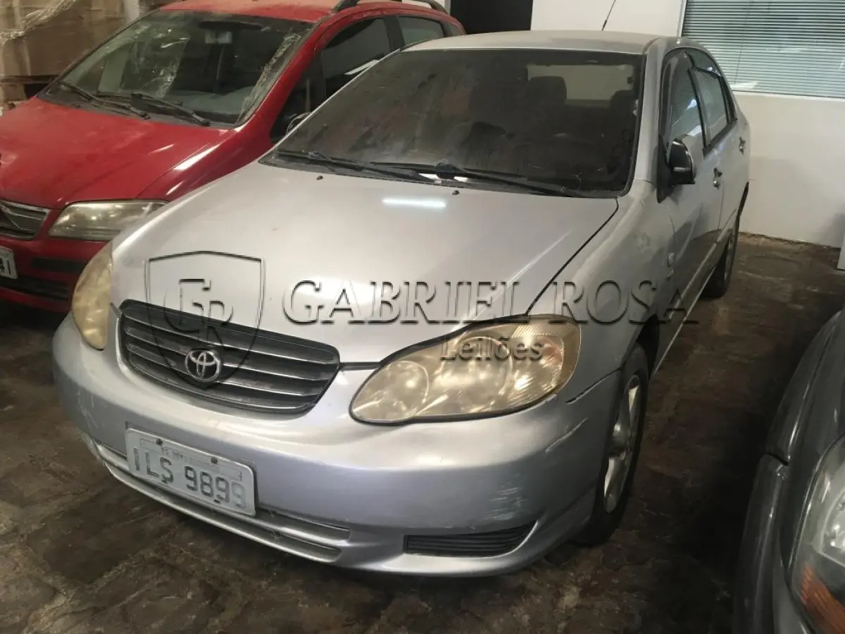 LOTE 006 - Toyota Corolla Xei 1.8 VVT Gasolina 2002/2003, Cor Prata, Placa ILS9899