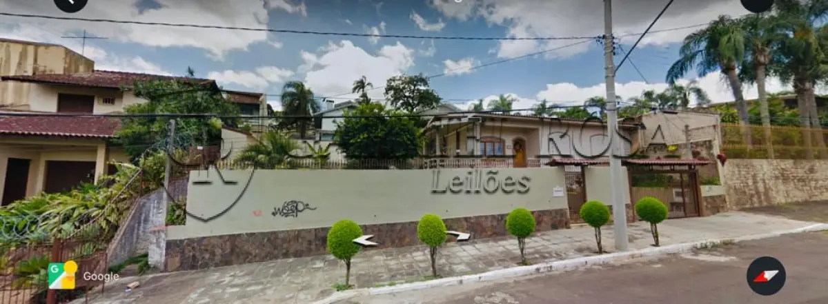 LOTE 001 - UMA CASA DE ALVENARIA COM ÁREA DE, APROXIMADAMENTE, 219,00 M², SOB Nº 688 DA RUA SANTO ÂNGELO, E O RESPECTIVO TERRENO NO BAIRRO GUARANI, NOVO HAMBURGO/RS