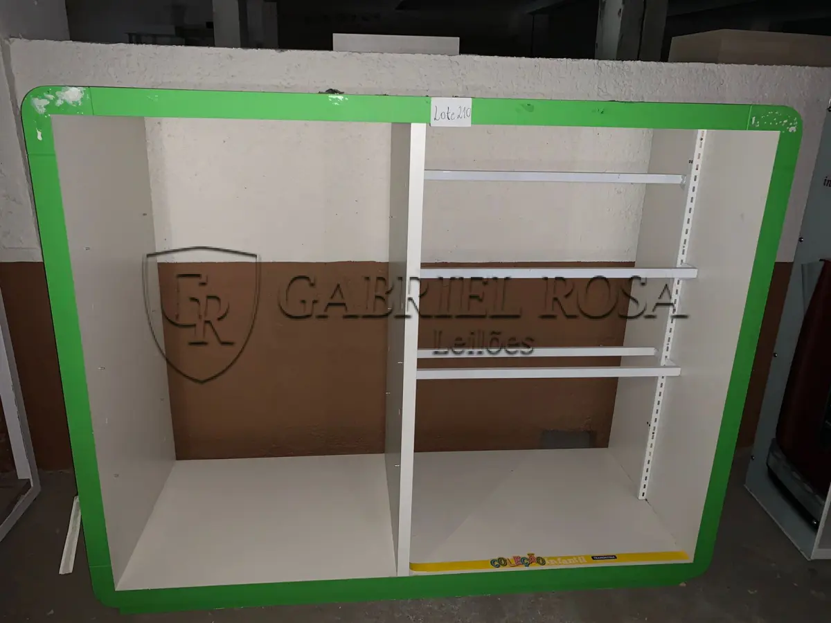 LOTE 210 - Expositor