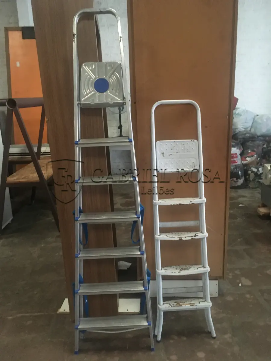 LOTE 015 - Elétro domésticos diversos e outros( 11 un )