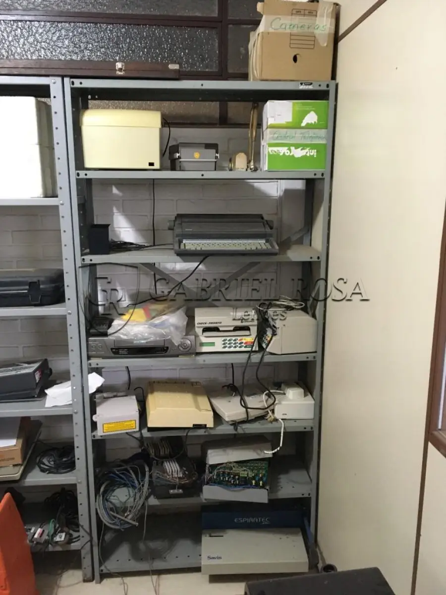 LOTE 084 - FERRAMENTAS P/TOPOGRAFIA E PROJETOS, RELÓGIO DE PONTO, FERRAMENTAS EM GERAL E EQUIPAMENTO ELETRÔNICO