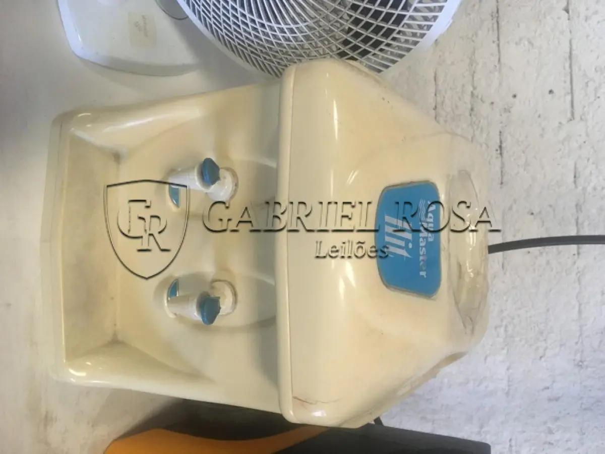 LOTE 015 - Elétro domésticos diversos e outros( 11 un )