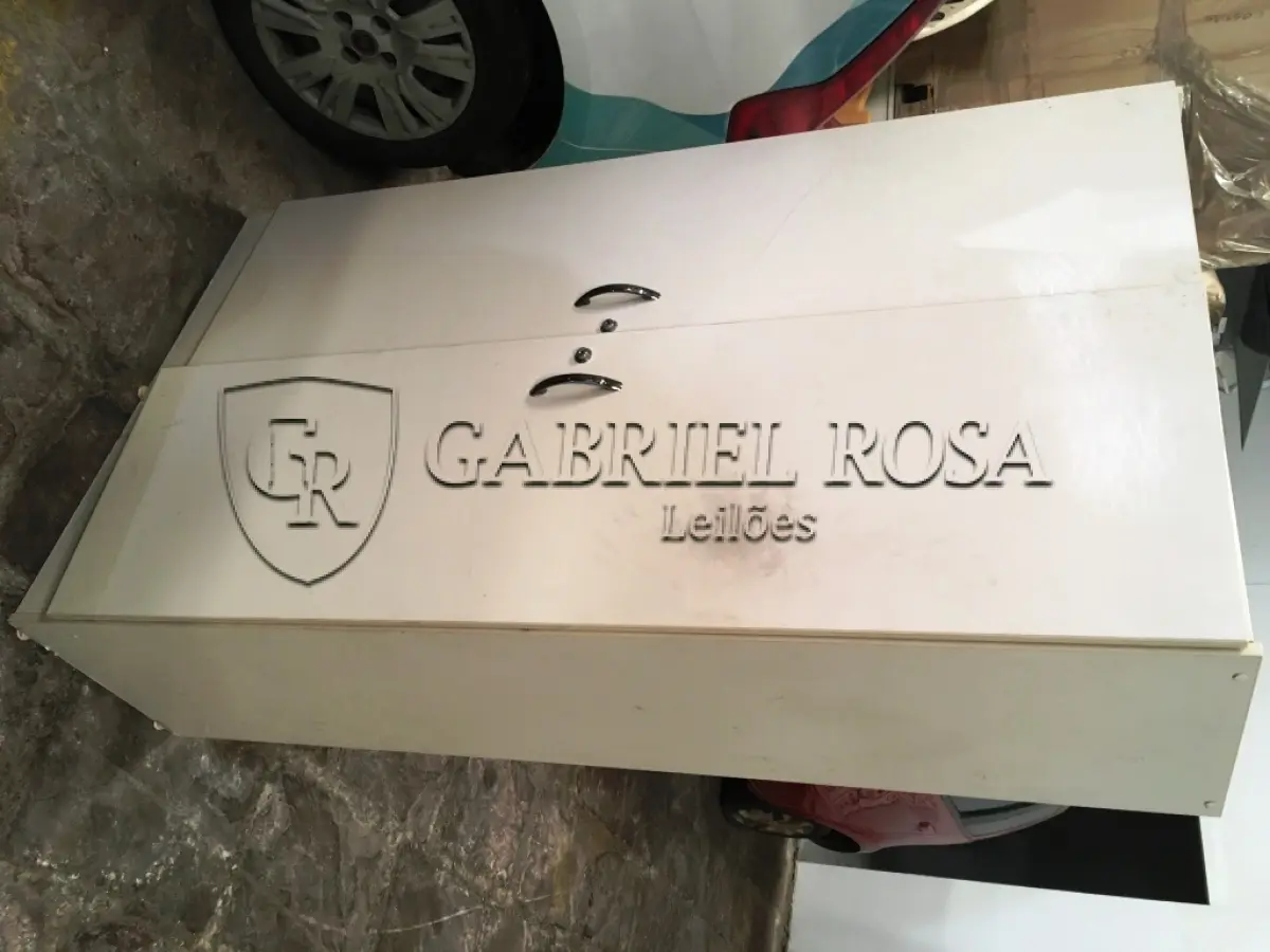 LOTE 034 - Armários( 04 un )