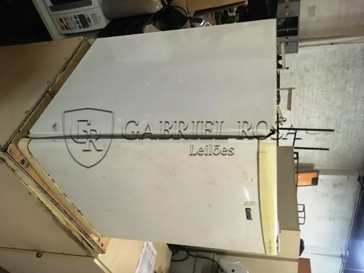 LOTE 018 - Eletro domésticos( Frigobar )