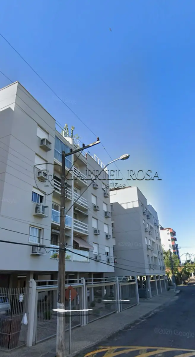LOTE 001 - O apartamento residencial nº 501, Bloco B, localizado no quinto pavimento ou quarto andar, com área privativa de 124,99 m², e o Box nº 11 do Bloco B, com área privativa de 7,62 m², do Edifício Jardim Rivadávia Fernandes, situado na Rua Avaí, nº 338, Bairro Vila Rosa, Novo Hamburgo/RS. Registrados sob matrículas 32.945 e 32.961