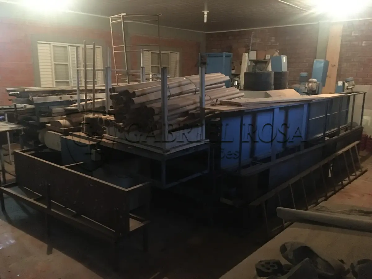 LOTE 093 - Esteira da linha de produção