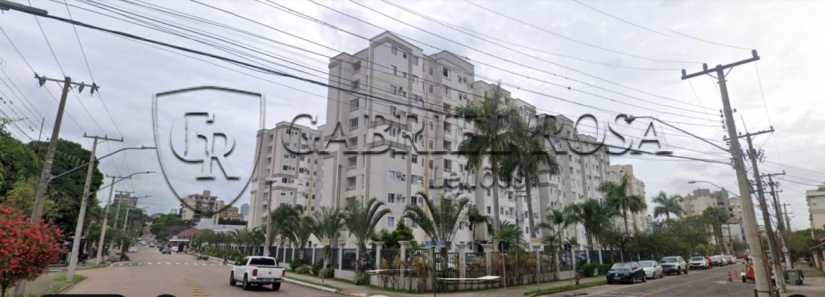 Apartamento nº 405, da Torre 01, do Condomínio Porto Trinidad, com área real privativa de  46,91 m², e o Box nº 189, com área de 11,52 m², descoberta livre. Situado na Rua Avaí, nº 119, Bairro Vila Rosa, Novo Hamburgo/RS. Registrado sob matrícula nº 121.760