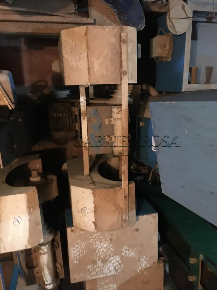 LOTE 100 - Máquina de esmeril( 03 un )