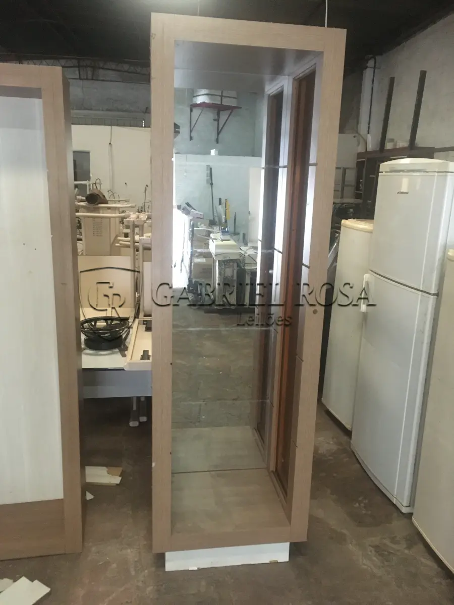 LOTE 036 - Expositores( 02 un )