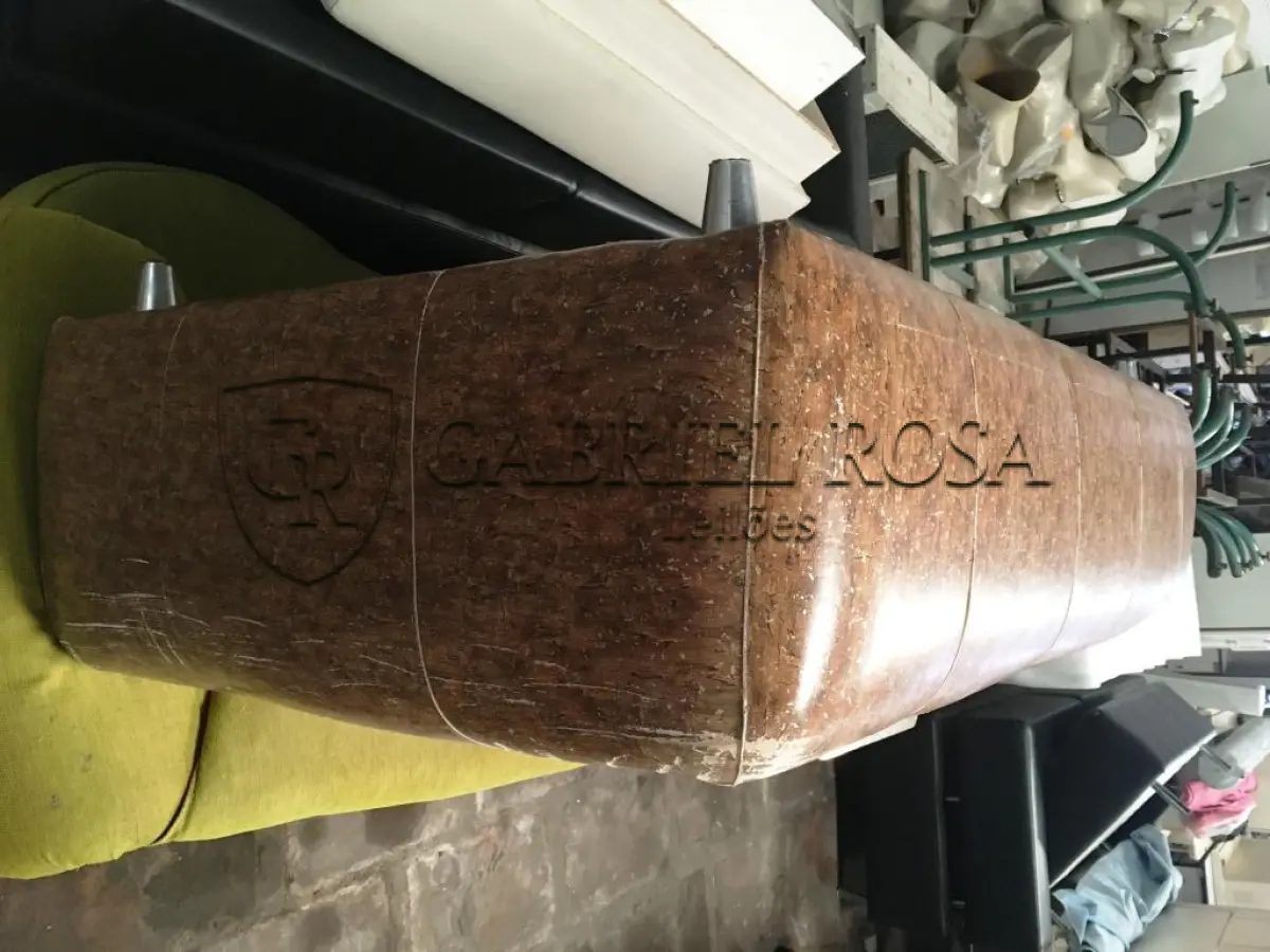 LOTE 046 - Pfuff provador em corino marron