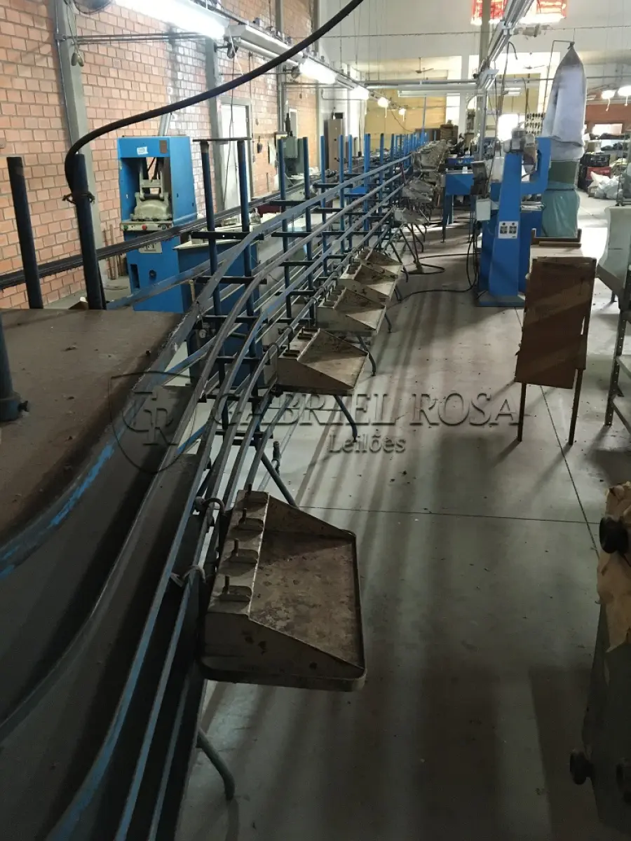 LOTE 092 - Esteira da linha de produção