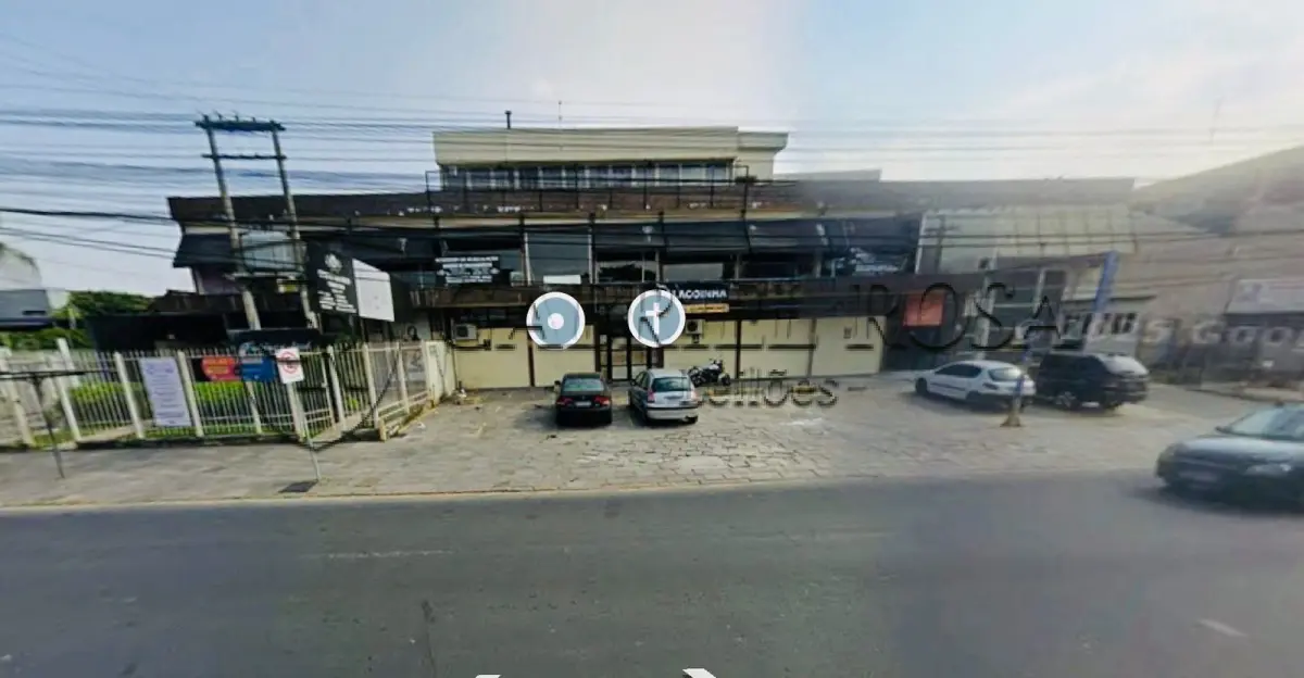 LOTE 001 - O conjunto industrial com área de 4.558,56 M², e o respectivo terreno com área aproximada de 4.473,00 M²,  situado na Avenida do Forte, nº 171 - Vila Ipiranga, Porto Alegre/RS. Registrado sob matrícula nº 6141