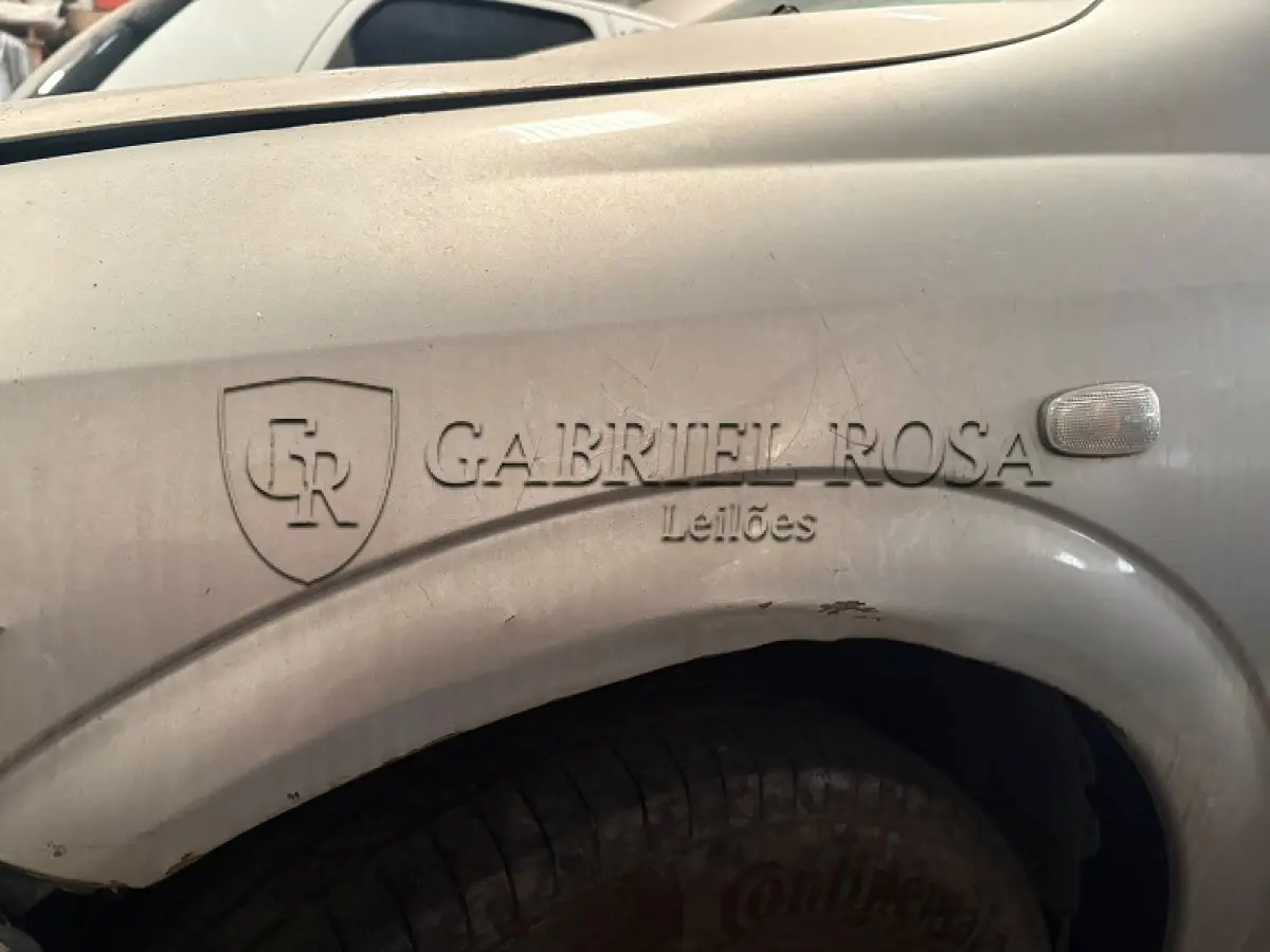 LOTE 002 - GM/Astra Sedan CD Gasolina 2002/2002, Cor: Prata, Placa: IKS5434