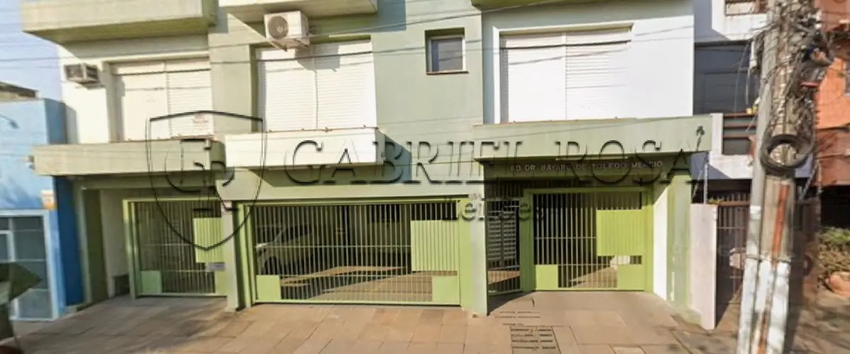 LOTE 003 - Apartamento(tipo kitinete) nº 208 do Ed.Dr.Bayard de Toledo Mercio, localizado no terceiro pavimento, nos fundos, possuindo área privativa de 26,49 m², área real de uso comum de 6,04 m² e área real total de 32,53 m². Situado na Rua Santo Antônio, nº 560, Bairro Centro, São Leopoldo - RS. O imóvel se encontra em bom estado de uso e conservação, conforme informado pelo Oficial de Justiça, no Mandado de Avalição realizado em 16/10/2025. Registrado sob matrícula nº 58514