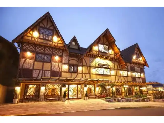 LEILÃO DE HOTEL EM GRAMADO, COM 78 APARTAMENTOS