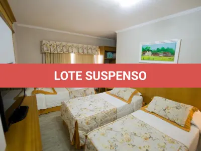 LOTE 001 - Hotel em plena atividade, com 78 apartamentos e demais dependências e instalações e o respectivo terreno com a área superficial de 1.200,00 m², situado na Rua João Carniel, nº 567, Bairro Carniel, Gramado/RS. Matrícula nº 6.832 do Registro de Imóveis da Comarca de Gramado/RS, e conforme Certidão de Construção nº 108 da Secretaria de Fazenda da Prefeitura Municipal de Gramado. NA PRIMEIRA HASTA PÚBLICA SERÃO ACEITOS LANCES A PARTIR DE 70%(setenta por cento) DA AVALIAÇÃO DO IMÓVEL.