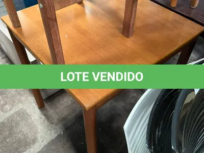 LOTE 091 - Mesa