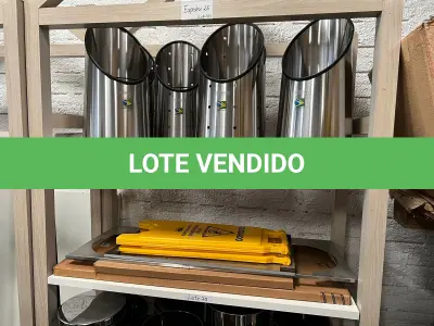 LOTE 079 - Lixeiras e acessórios