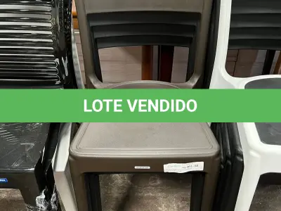 LOTE 097 - Cadeiras