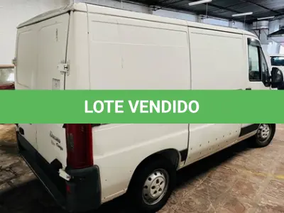 LOTE 002 - VEÍCULO FIAT/DUCATO CARGO, COR BRANCA, PLACA IRV8149, ANO/MODELO 2011/2012, RENAVAM: 00323738150, CHASSI: 93W244F14C2075662.