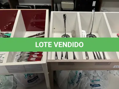 LOTE 032 - Talheres
