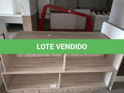 LOTE 200 - Móveis usados