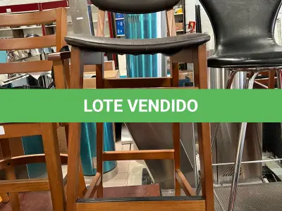 LOTE 116 - Banqueta