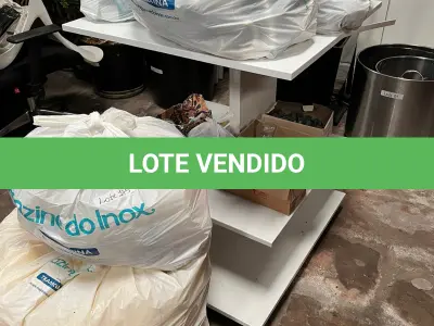 LOTE 175 - Materiais diversos para construção, elétrica, hidráulica, móveis