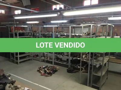 LOTE 134 - Prateleiras desmontável de aço( 22 un )