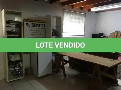 LOTE 163 - Mesas, balcões e outros( 07 un )