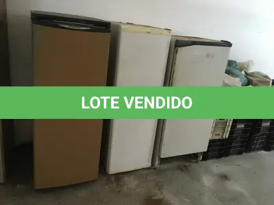 LOTE 144 - Eletro doméstico( Refrigerador )