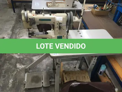 LOTE 119 - Máquina de costura