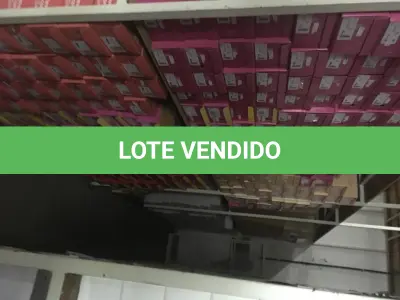 LOTE 055 - Sucata de vidro e papelão