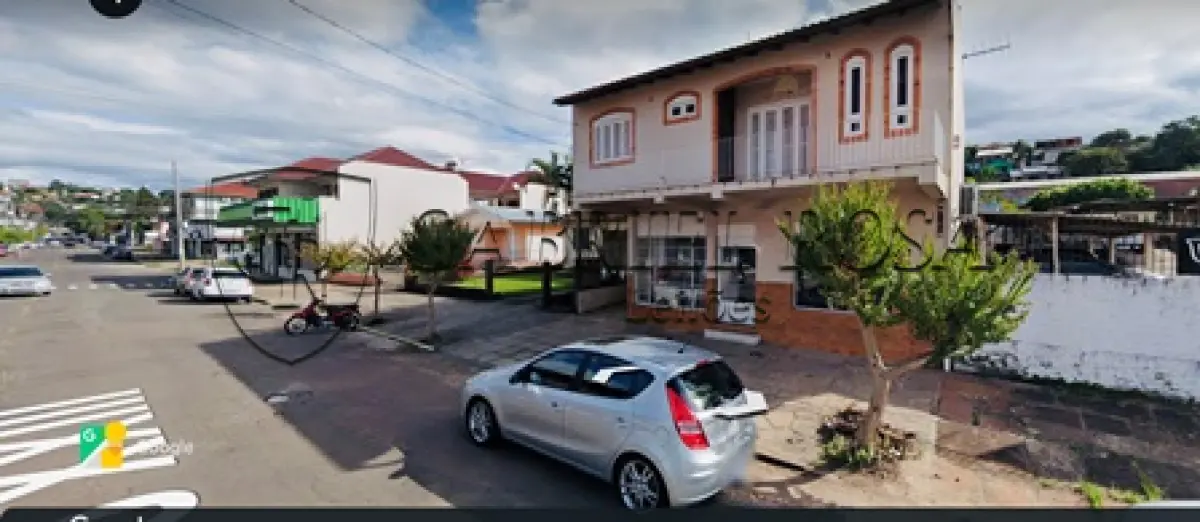 LOTE 007 - QUOTA PARTE DE TERRENO COM 320,00M2, COM UMA CASA DE MADEIRA COM ÁREA DE 79,20M2 E UM PRÉDIO COMERCIAL E UM ACRÉSCIMO RESIDENCIAL DE ALVENARIA COM A ÁREA DE 150,875M2, QUE TOMOU O Nº 440 DA AVENIDA JOÃO XXIII