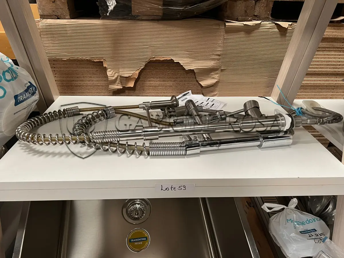 LOTE 059 - Torneiras