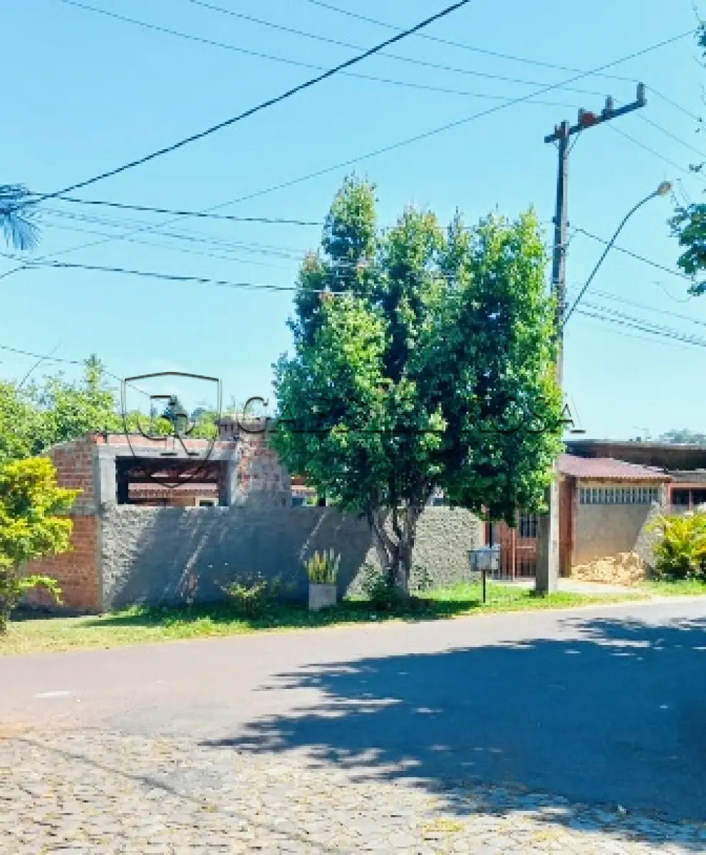 LOTE 001 - UM TERRENO SITUADO NO BAIRRO RINCÃO DOS ILHÉUS EM ESTÂNCIA VELHA, COMPOSTO DO LOTE 17 DA QUADRA 64, COM A ÁREA DE 480,24M2, SOBRE O TERRENO HÁ UM PRÉDIO RESIDENCIAL