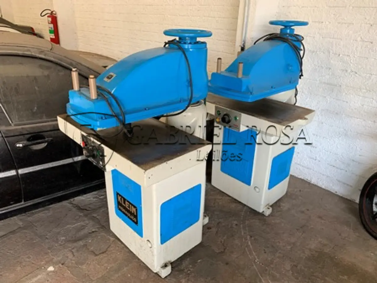 LOTE 001 - 2 BALANCINS DA MARCA KLEIN, MODELO BHV-22