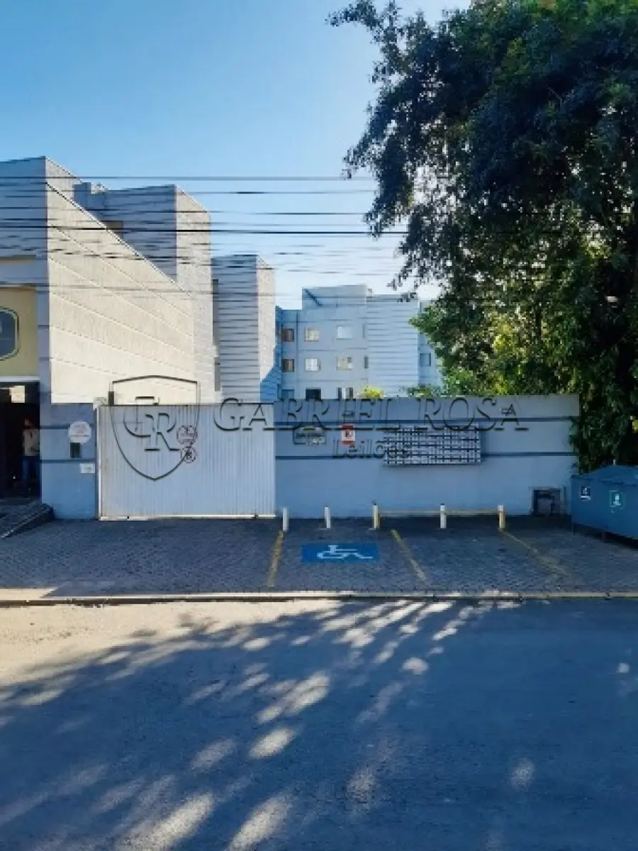 LOTE 003 - APARTAMENTO Nº 401 - BLOCO A, DO EDIFÍCIO RESIDENCIAL JOÃO CORRÊA, SITUADO NA AV. JOÃO CORRÊA, Nº 100, BAIRRO CENTRO, EM TRÊS COROAS/RS