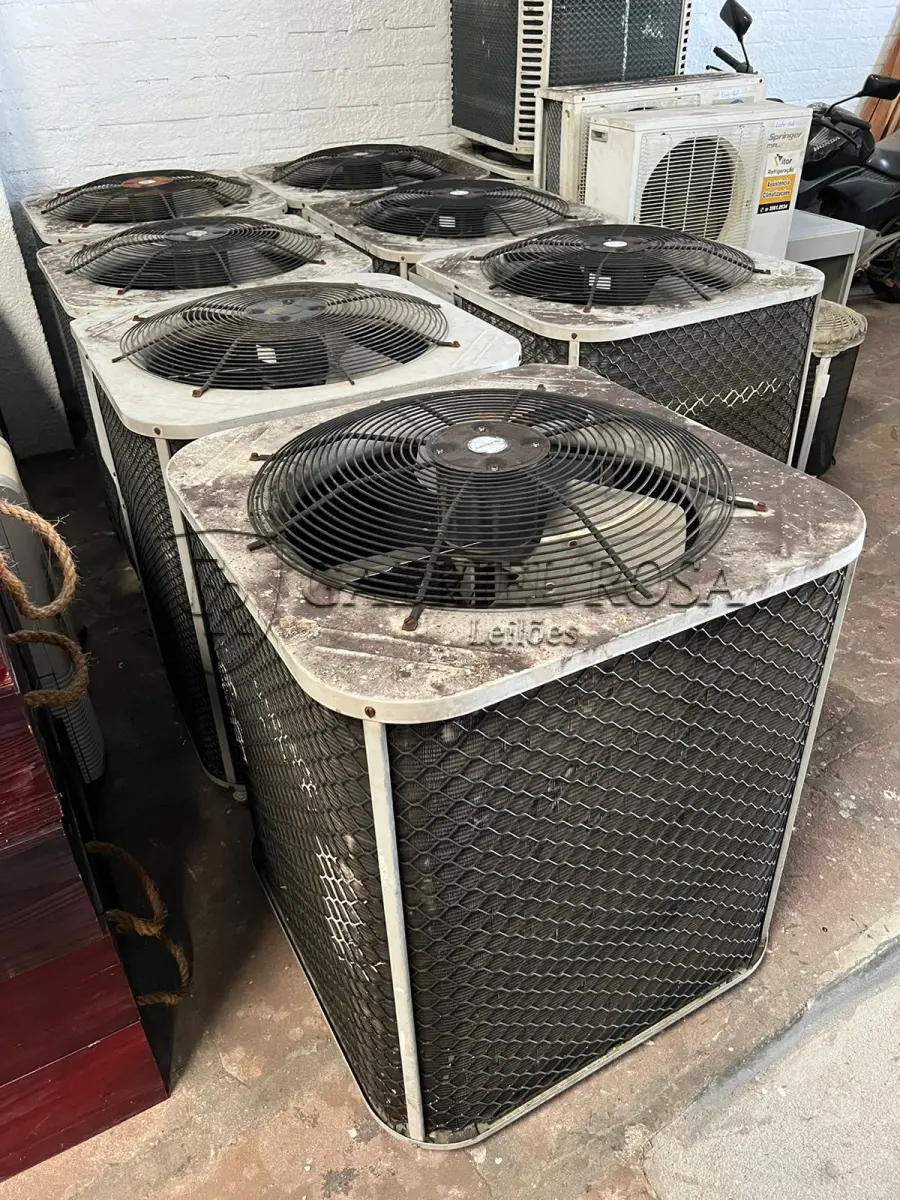 LOTE 159 - Ar condicionado