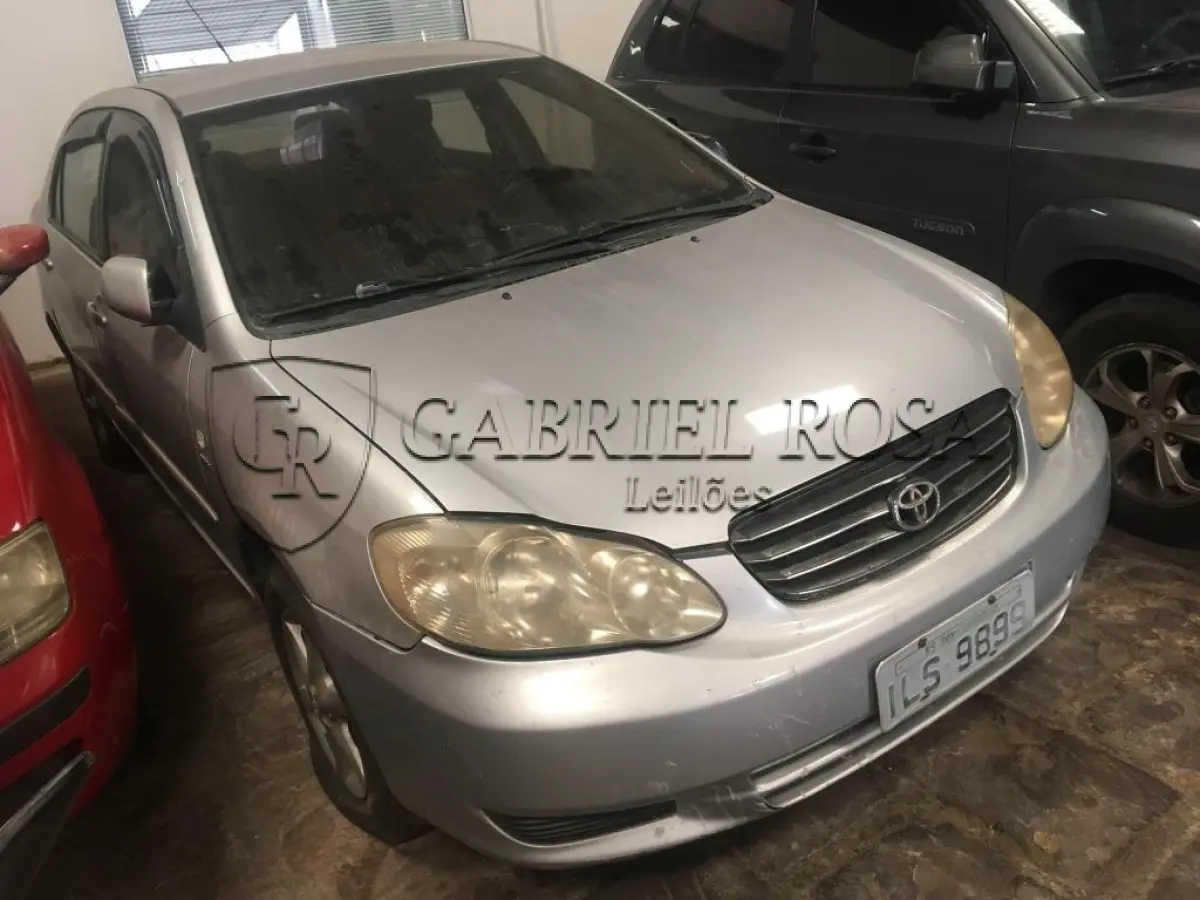 LOTE 006 - Toyota Corolla Xei 1.8 VVT Gasolina 2002/2003, Cor Prata, Placa ILS9899