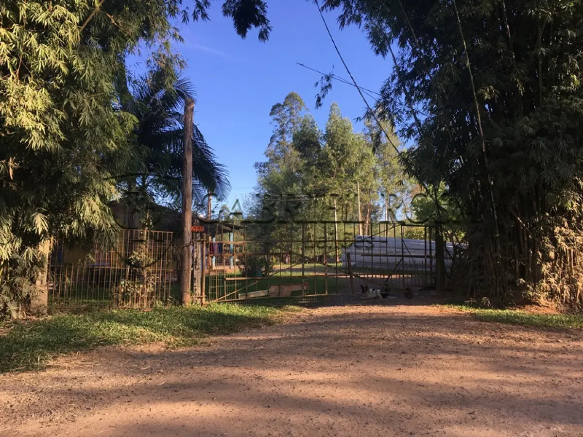 LOTE 002 - ÁREA DE TERRA PRÓXIMA AO CENTRO, COM ÁREA SUPERFICIAL DE 1.925,06 m², SITUADO NA RUA CAMPO GRANDE, Nº 2139, PORTÃO-RS, REGISTRADO SOB MATRÍCULA 3275