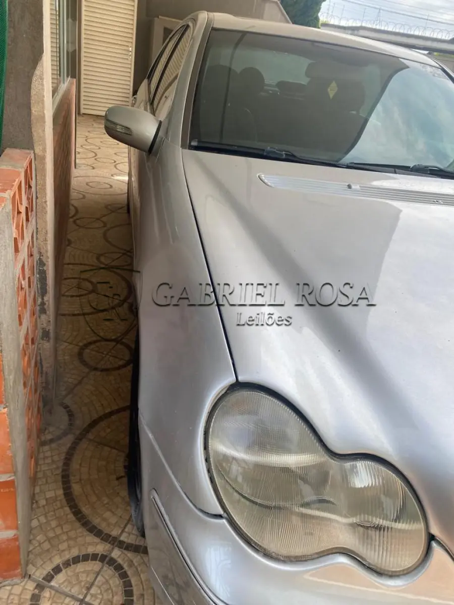 LOTE 005 - Mercedes Benz C200 Kompressor Gasolina 2000/2001, Cor Prata, Placa IJR0F63