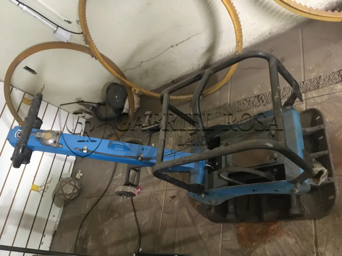 LOTE 001 - 01 PLACA REVERSIVA CR2, ANO 2012, MARCA WEBER, 131KG, 3,1 Kw, SÉRIE Nº 1101852, EM FUNCIONAMENTO