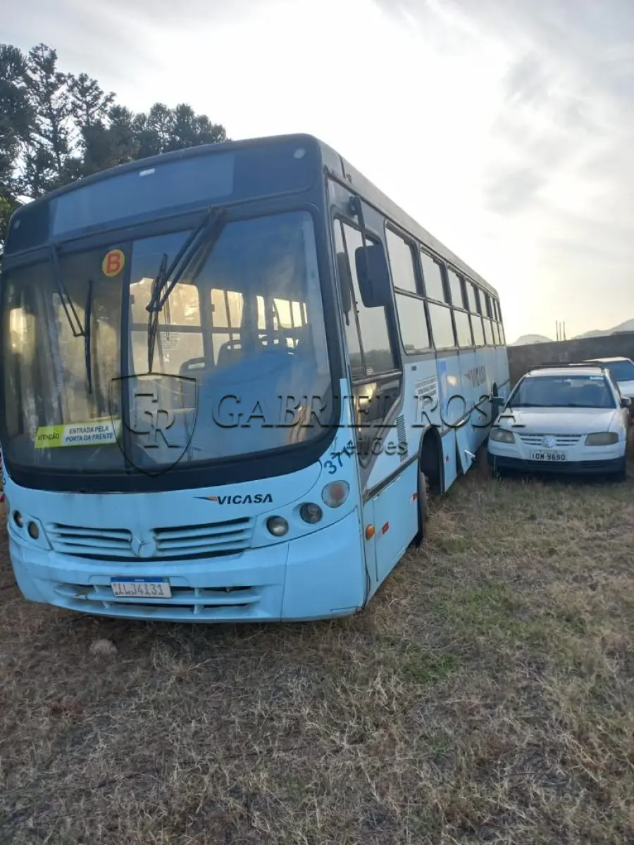 LOTE 001 - ÔNIBUS MERCEDEZ BENZ, ANO 2003, COR AZUL, PLACAS ILJ4831.